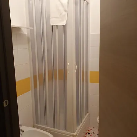 La Zagara Di Alba Guest house *