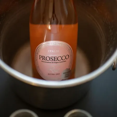 Casa de hóspedes La Zagara Di Alba 3*